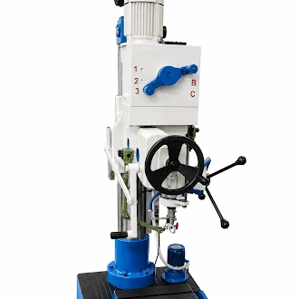 Radial drilling machine